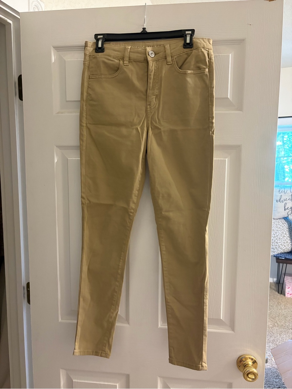 American Eagle Outfitters Khaki Hi-Rise Jeggings